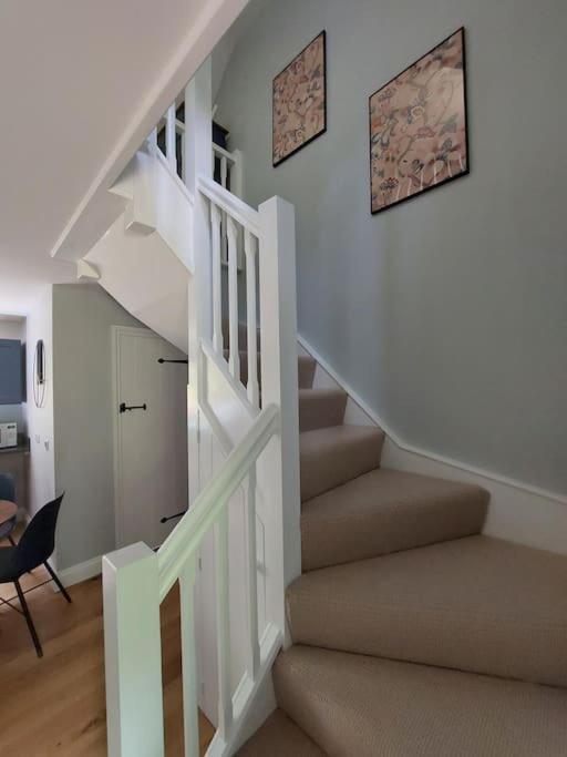 The Hen Den Apartment Hopton Cangeford
